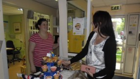 Busy bees bake cupcakes for charity