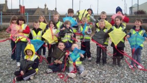 The Hive had an Egg-tastic time, Rolling eggs and flying kites!