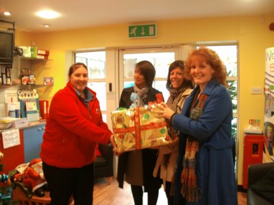 Nursery receives a Christmas Hamper