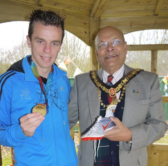 Busy Bees National Torch Relay! Photo-1