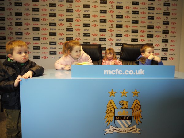 Busy Bees get active at Manchester City Ground Photo-2