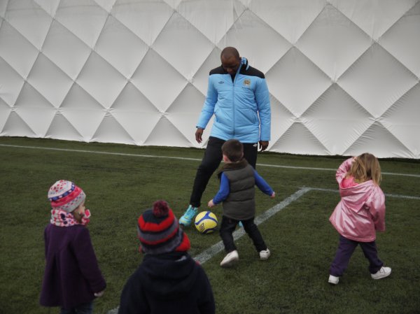 Busy Bees get active at Manchester City Ground Photo-3
