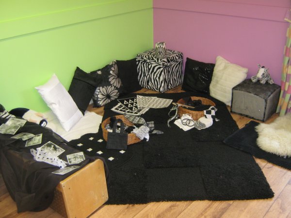Stay & Play Mondays 9.30am-11.00am Photo-1