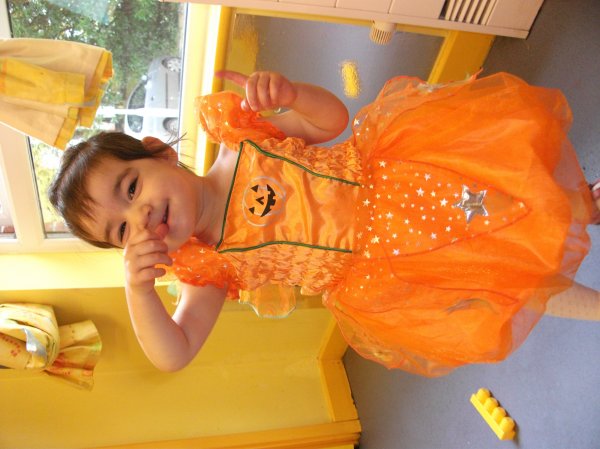 Halloween fancy dress fun day Photo-1