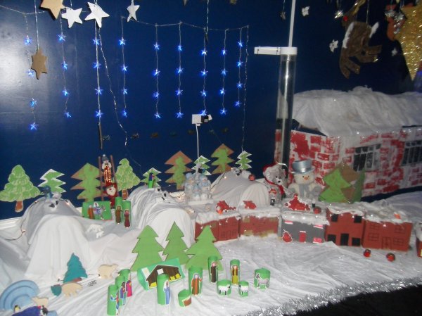 Festive Fun at Busy Bees! Photo-1