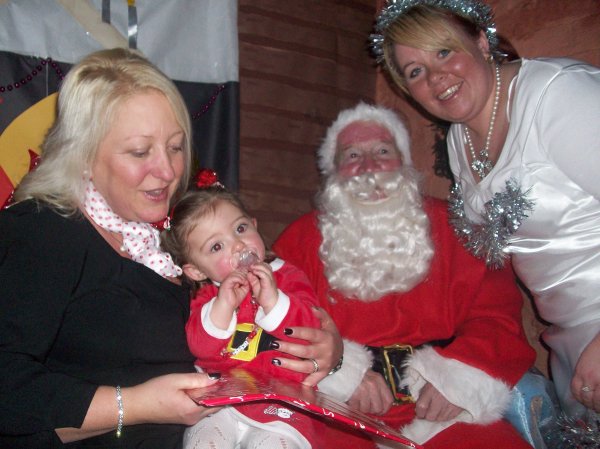 Wow! what a successful Santa's Grotto! Photo-5