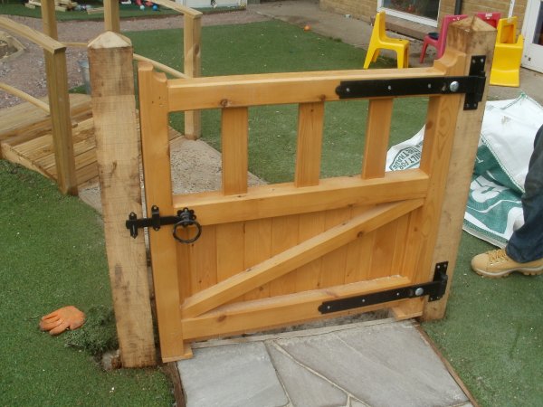 New Exciting Outdoor Area! Photo-2