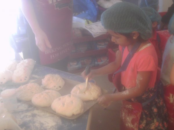 Warburtons Bread come to Nursery Photo-3
