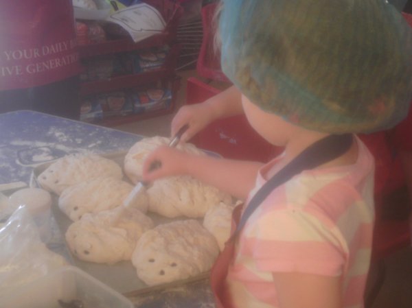 Warburtons Bread come to Nursery Photo-4