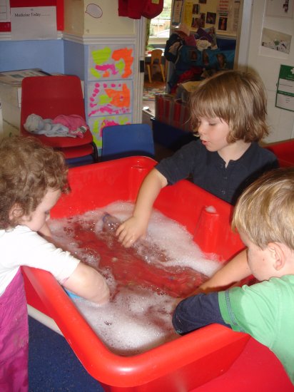 Children enjoy splash day Photo-2