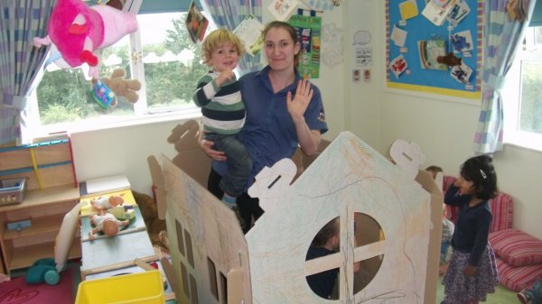 Toddlers Build A House Photo-4