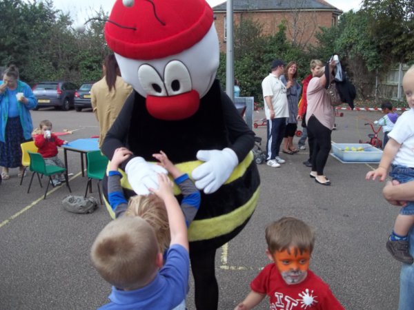 Busy Bee's Launch Day Photo-3