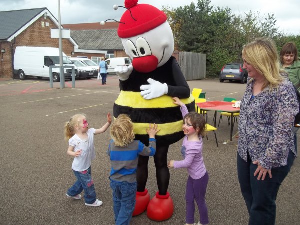 Busy Bee's Launch Day Photo-6