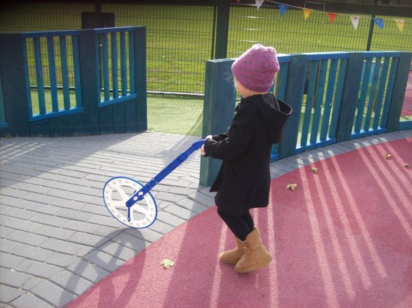 Busy Bees Golden Miles comes to Clifton Photo-4