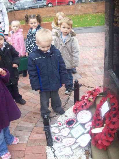 Remembrance Day 2011 Photo-6