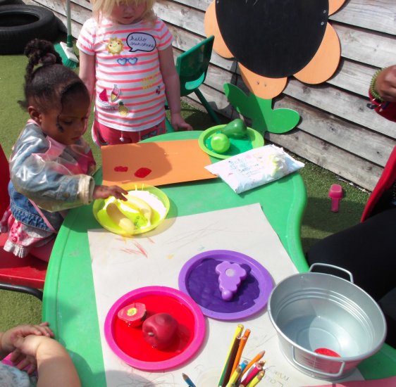 Busy Bees at Chingford Nursery Gallery